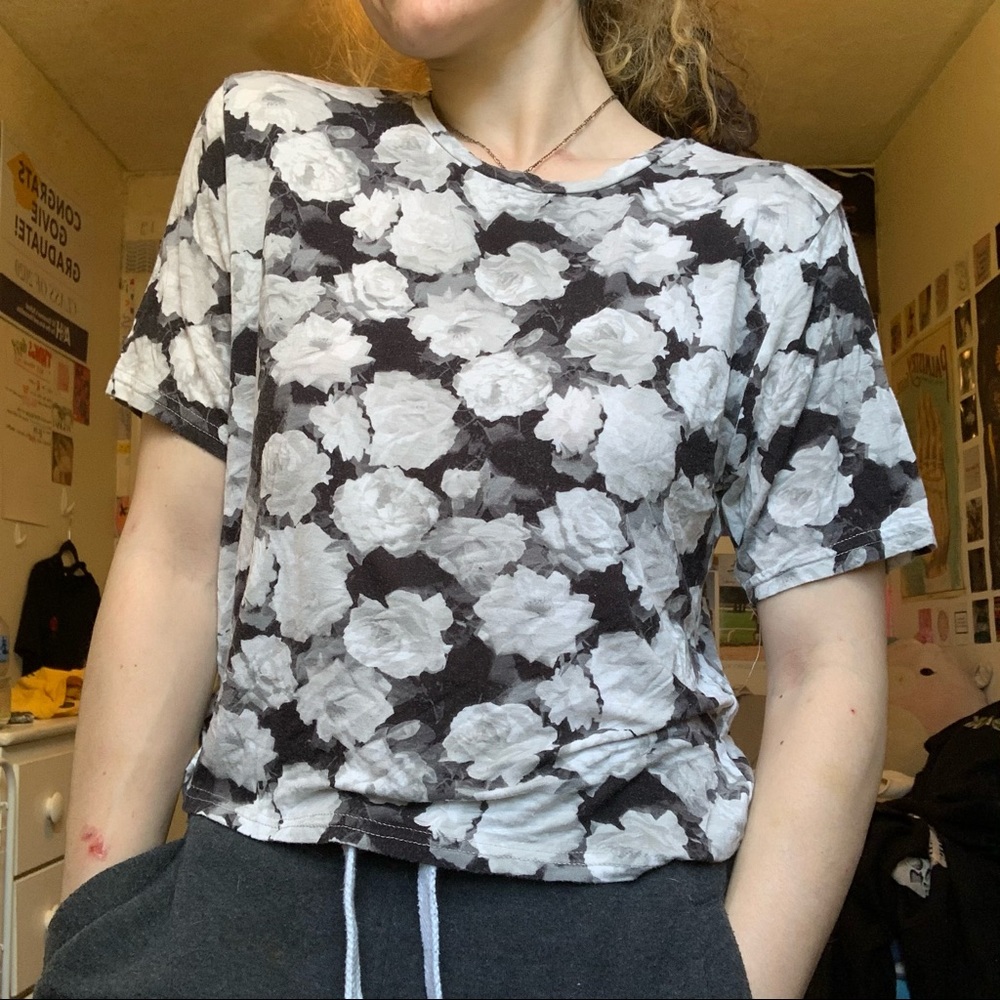 black and white floral crop top